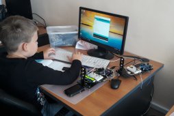Дальномер ультразвуковой на Arduino + Дисплей 1602